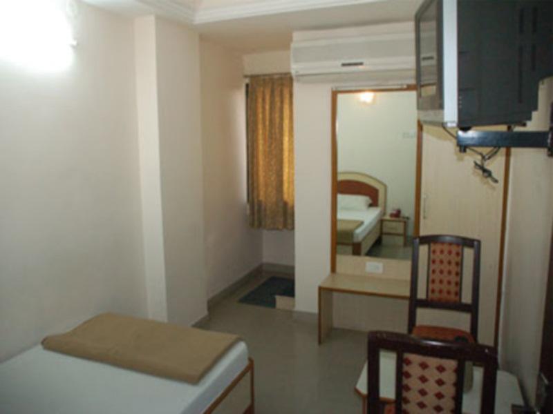 Hotel O Surya Residency Χιντεραμπάντ Εξωτερικό φωτογραφία